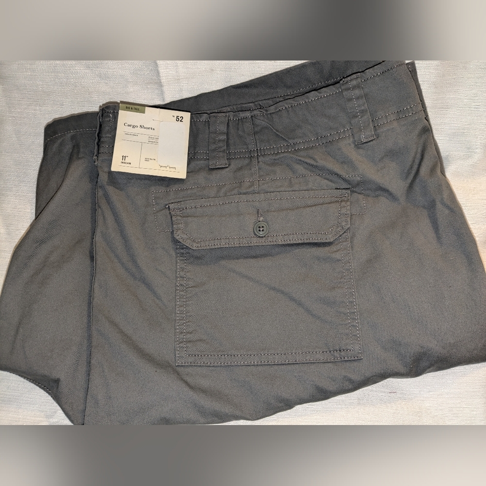 Cargo shorts. Mens size 52